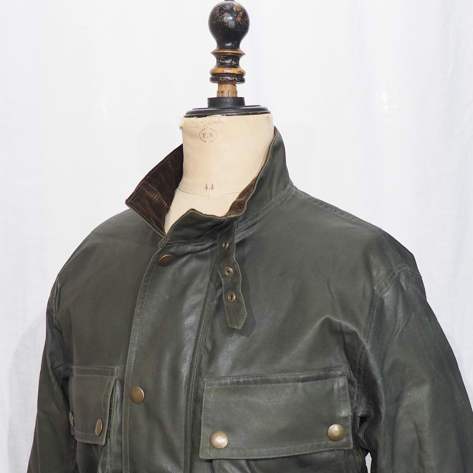 アディクト クローズ ワックスコットン BMC ジャケット（2023